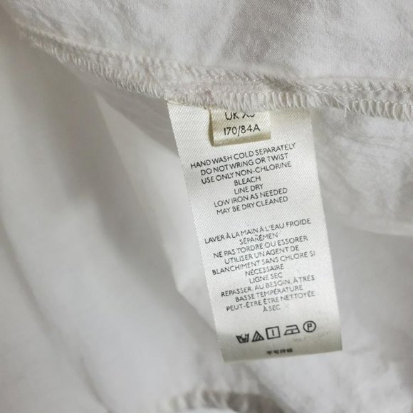 Pilcro Embroidered Flowy Tank Womens XS Smocked White/Red/Blue - Picture 6 of 8